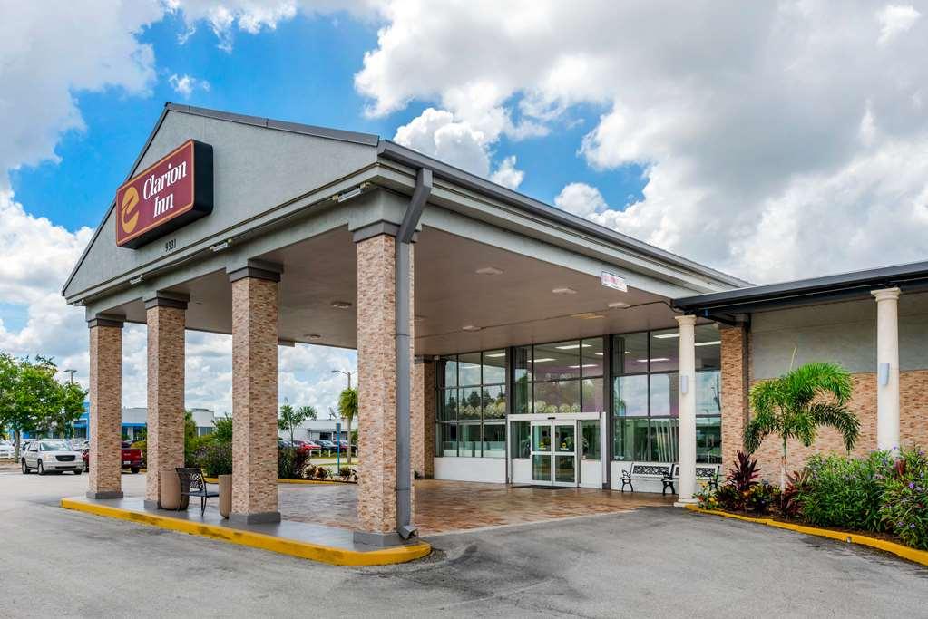 Quality Inn And Conference Center Tampa-Brandon Heartland Ngoại thất bức ảnh