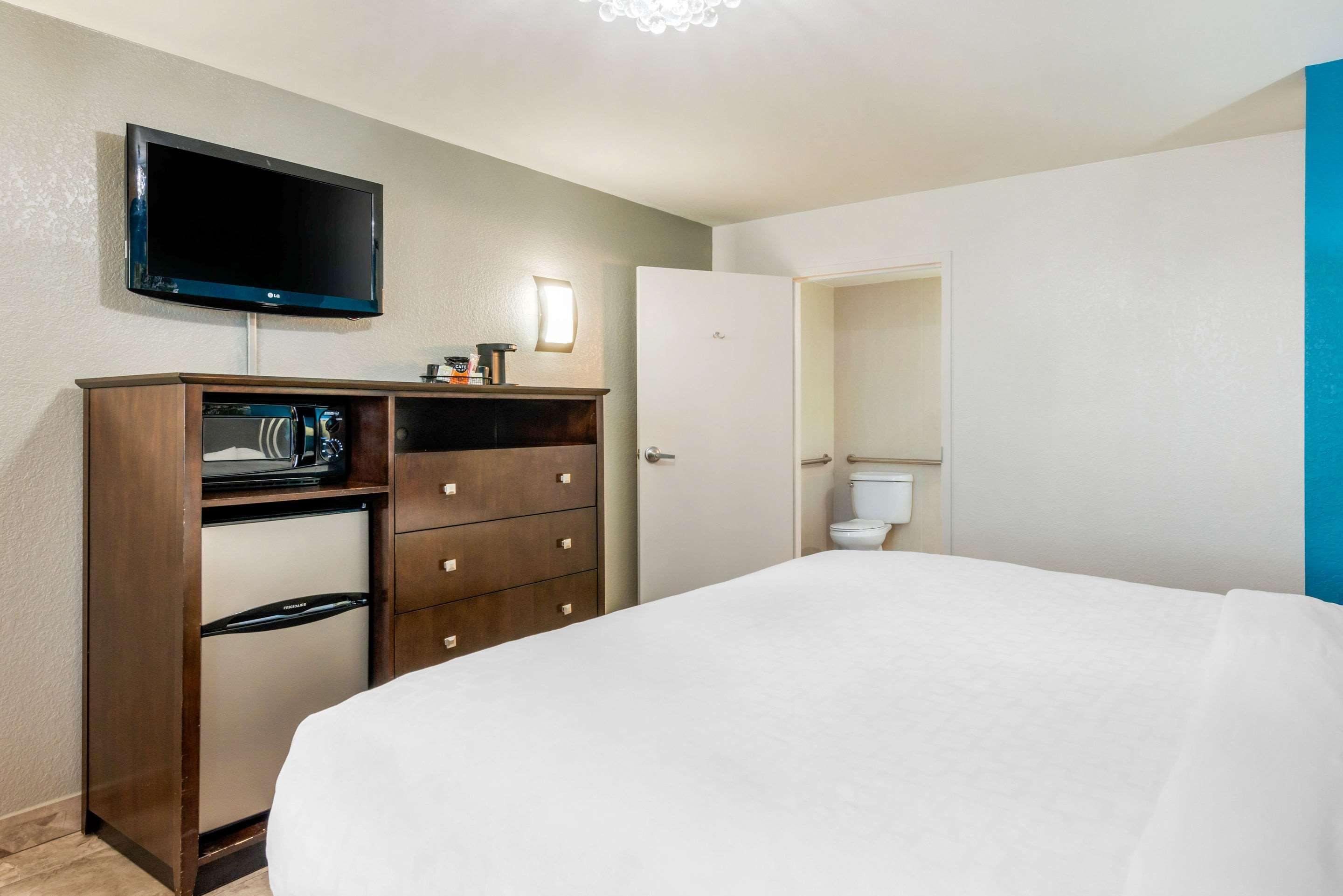 Quality Inn And Conference Center Tampa-Brandon Heartland Ngoại thất bức ảnh