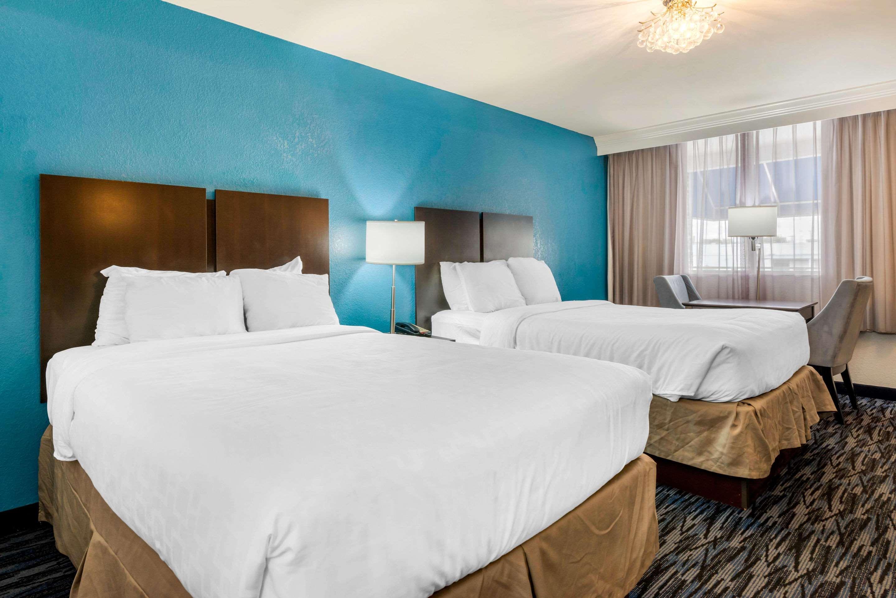Quality Inn And Conference Center Tampa-Brandon Heartland Ngoại thất bức ảnh