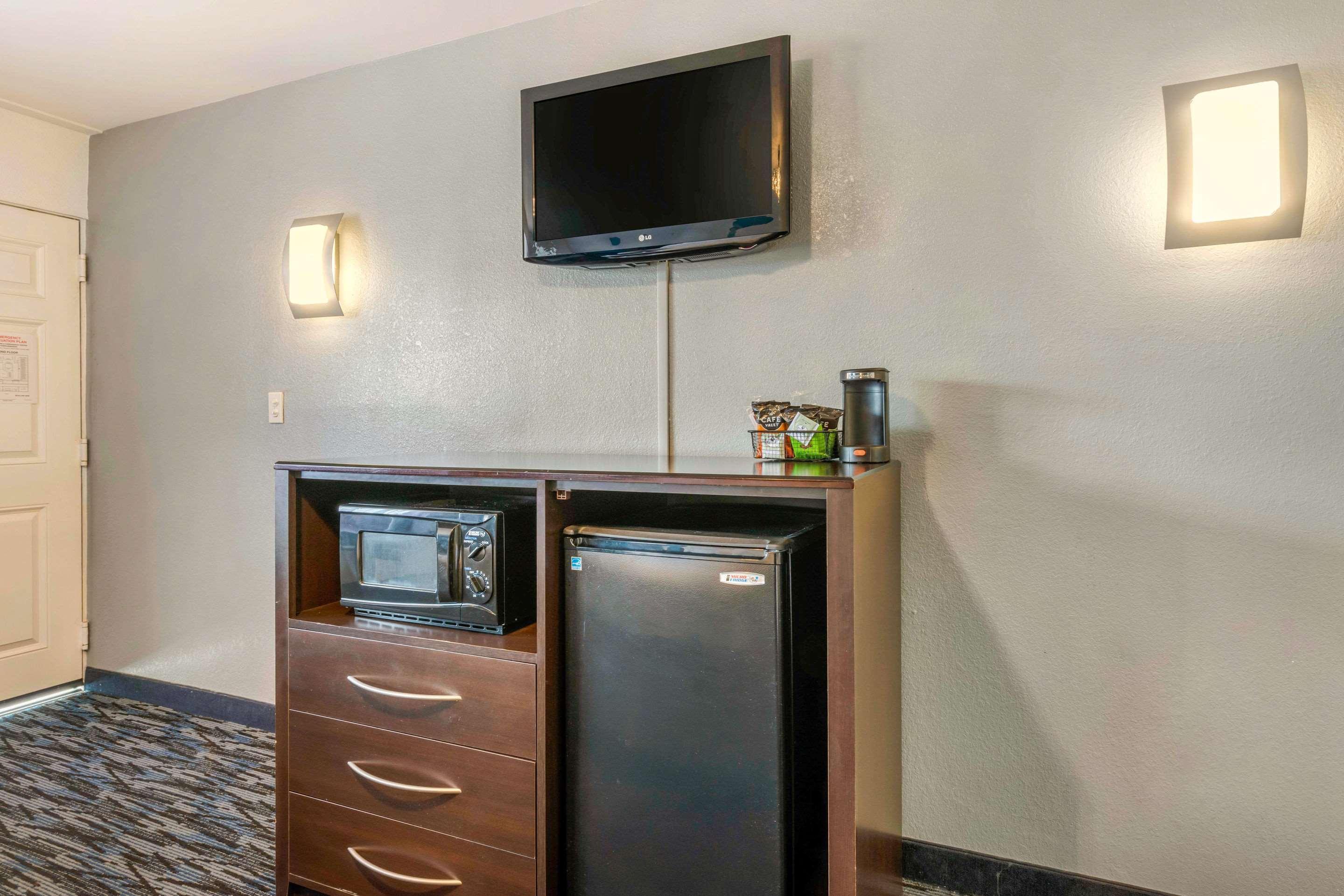 Quality Inn And Conference Center Tampa-Brandon Heartland Ngoại thất bức ảnh
