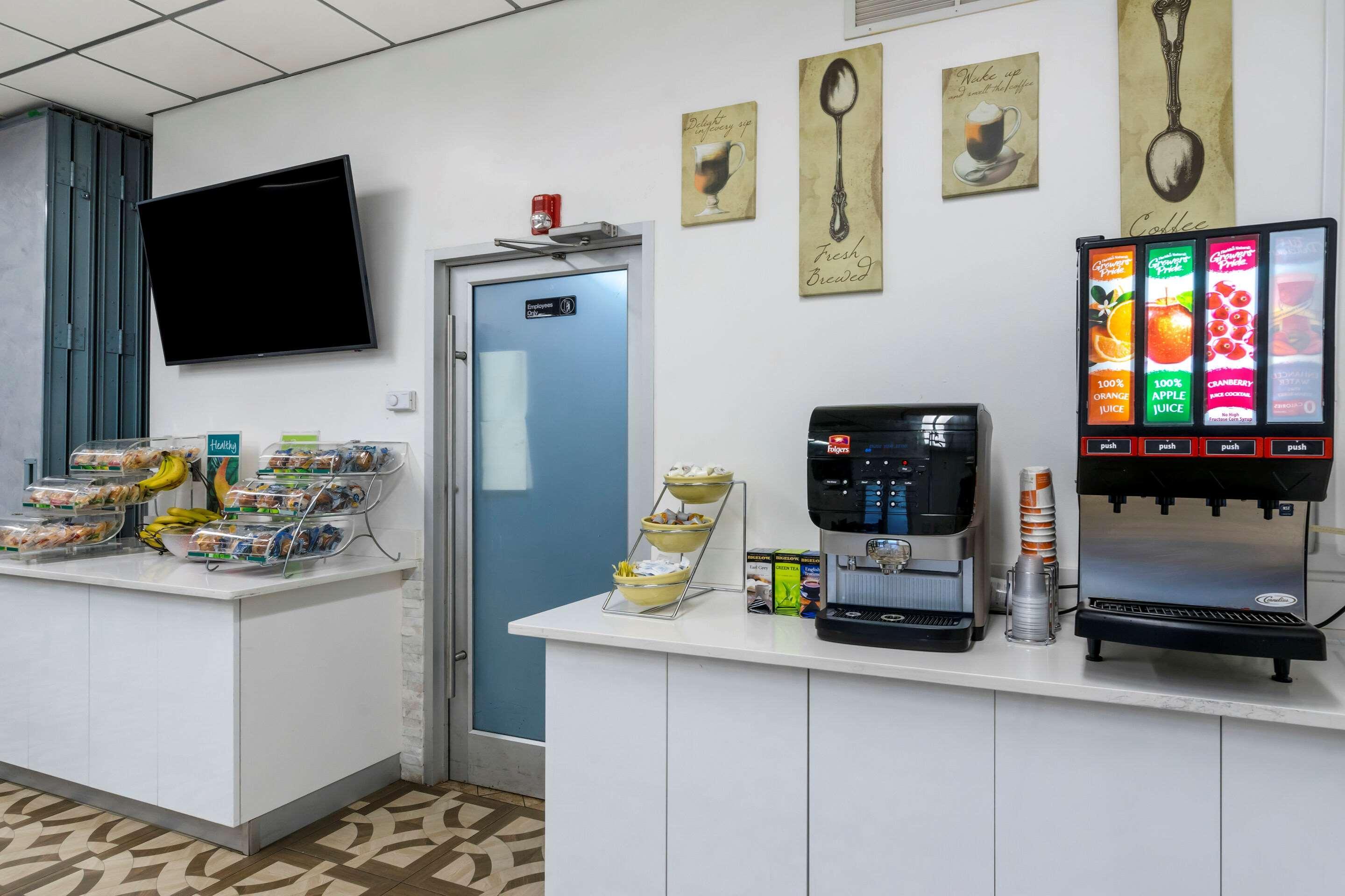 Quality Inn And Conference Center Tampa-Brandon Heartland Ngoại thất bức ảnh