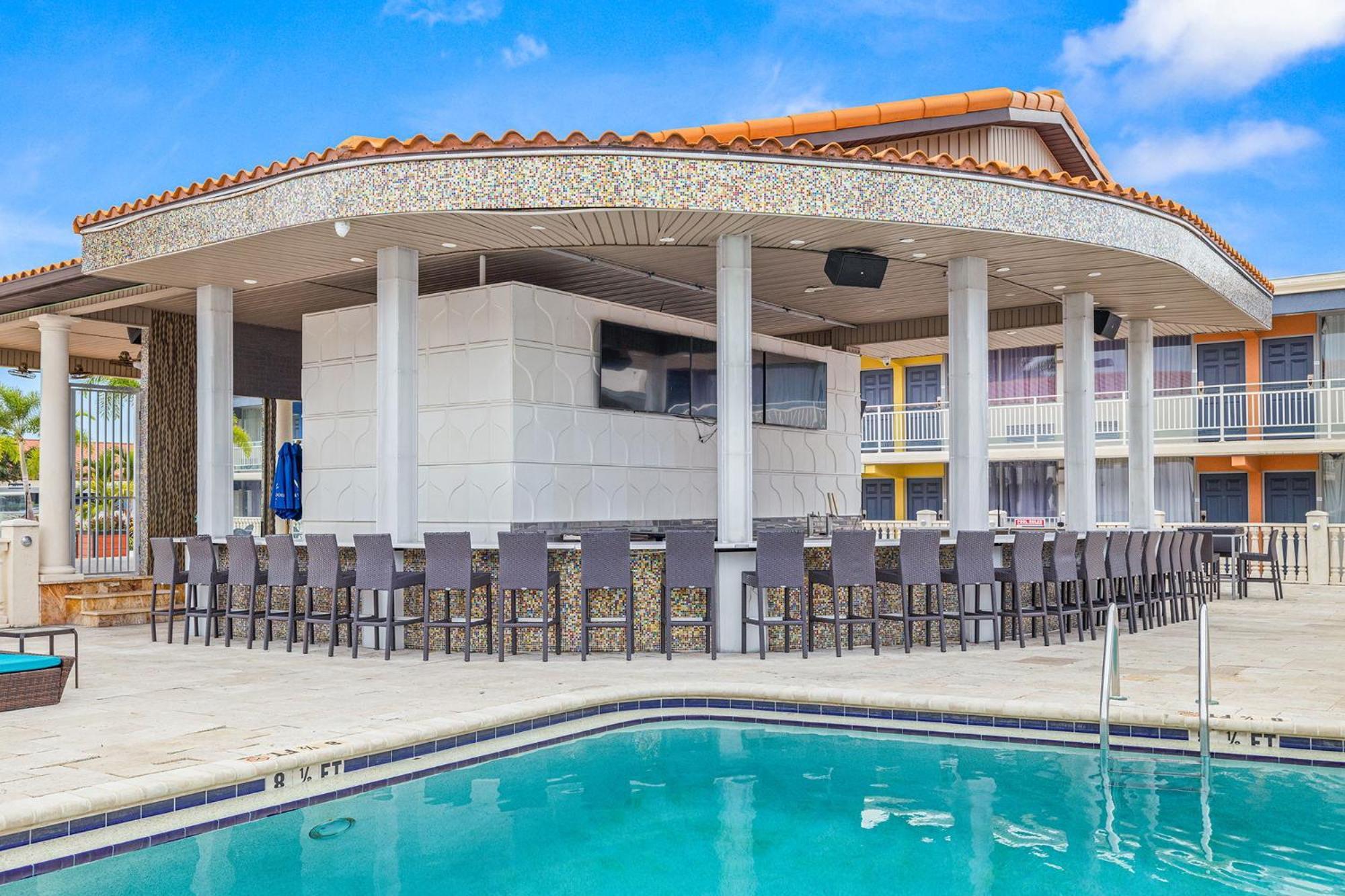 Quality Inn And Conference Center Tampa-Brandon Heartland Ngoại thất bức ảnh
