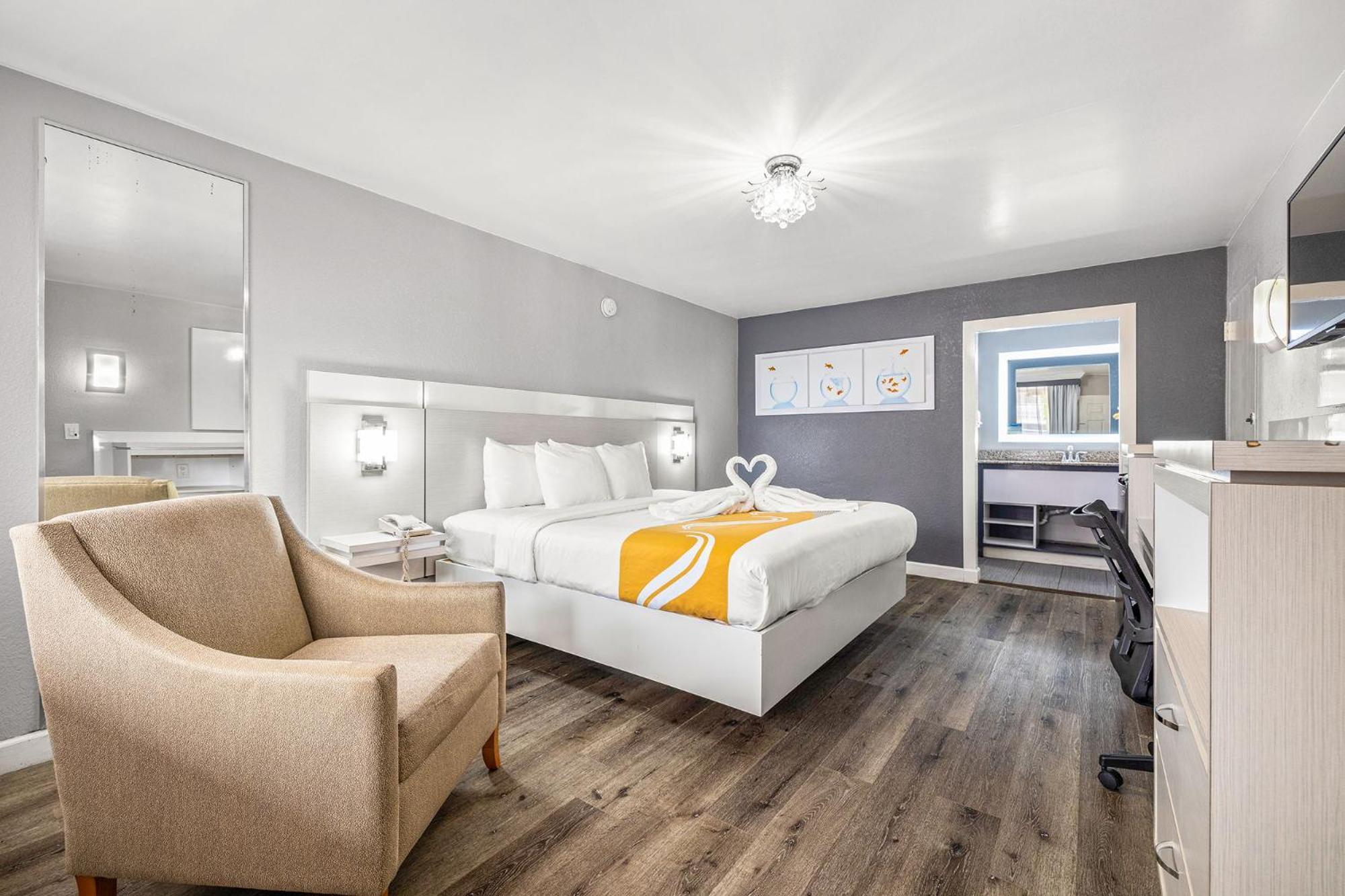 Quality Inn And Conference Center Tampa-Brandon Heartland Ngoại thất bức ảnh