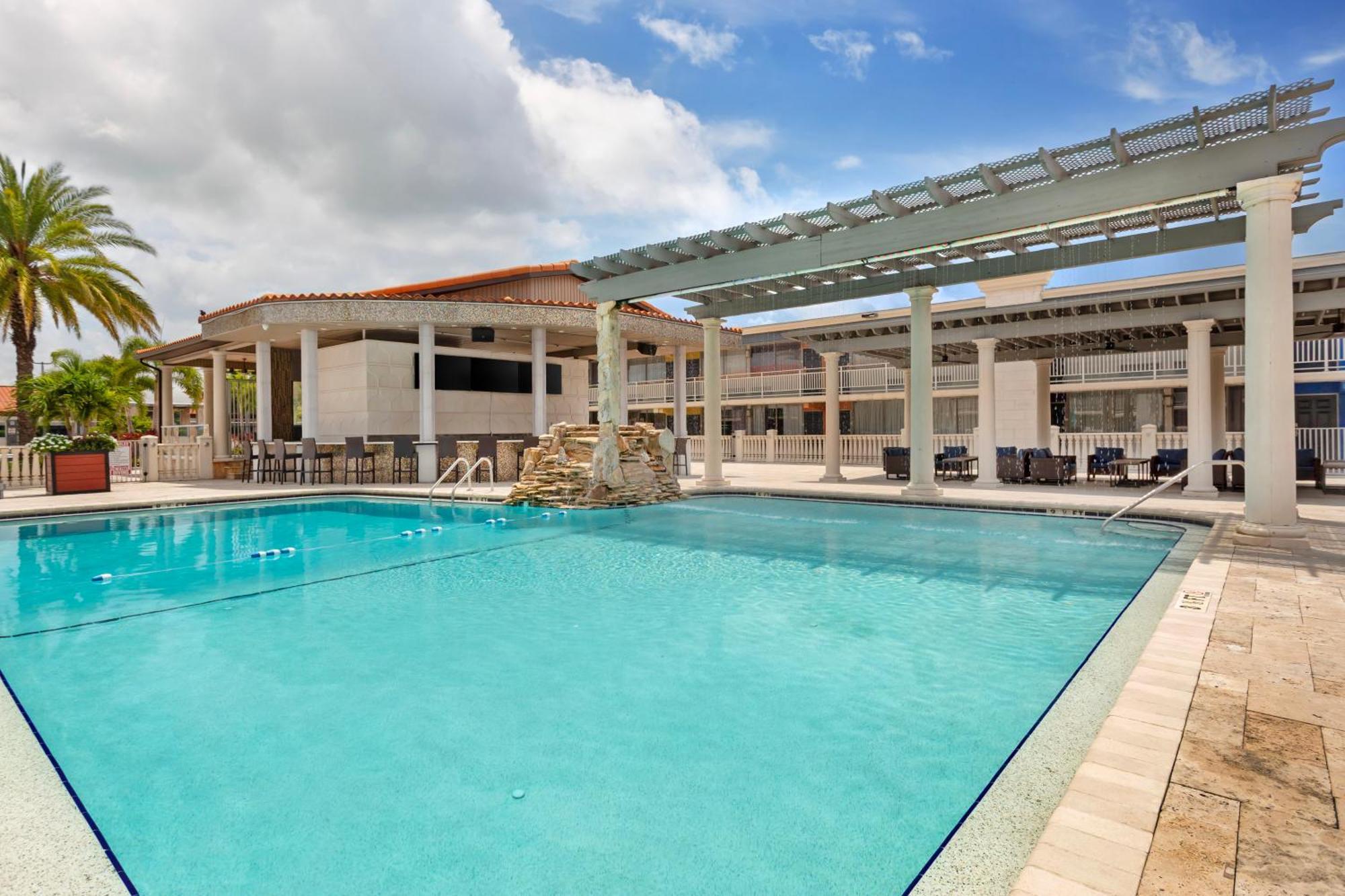 Quality Inn And Conference Center Tampa-Brandon Heartland Ngoại thất bức ảnh